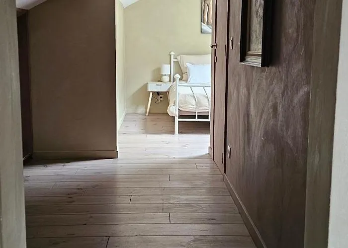 La Tulipe Apartment *